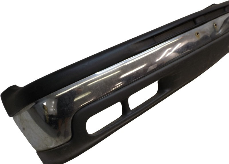 1999-2006 Chevrolet Silverado 1500 Front Bumper Assembly Used OEM