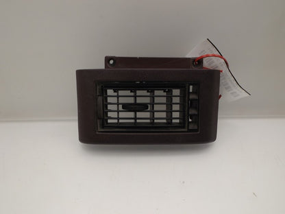 15646358 15646358 1988-1994 Chevrolet C / K 1500 Suburban Dashboard Air Vent