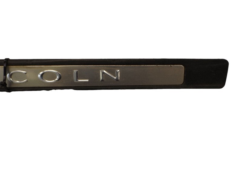 3W135413245BDW 2008 Lincoln Town Car Passenger RL Door Sill Plate Used 3W1Z5413228BAB OEM