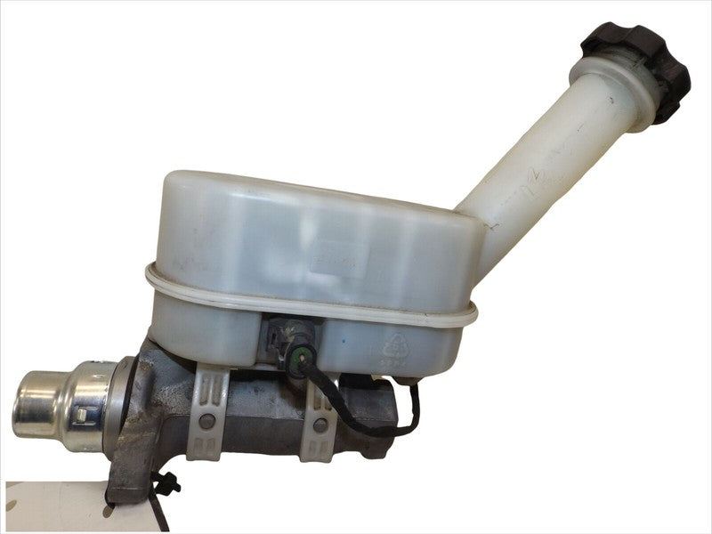 84279343 2009-2012 Chevrolet Traverse 3.6L Brake Master Cylinder Used 84279343 OEM