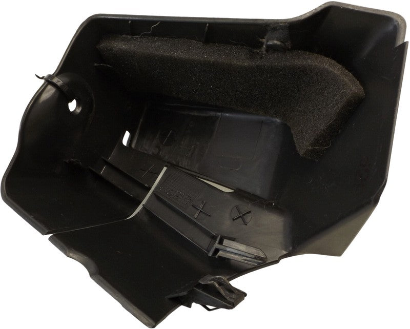 39811469 2010-2016 Volvo XC70 Passenger RH Seat Belt Guide Used OEM 39811469