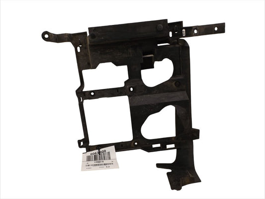 15750785 1999-2006 Chevrolet Silverado 1500 Driver FL Headlight Bracket Used OEM 15798919