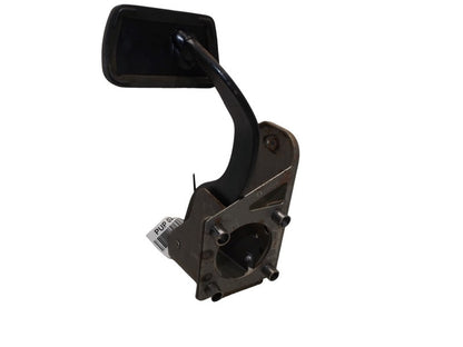 24547205 2010-2017 Chevrolet Equinox Brake Pedal Assembly Used OEM 24547205