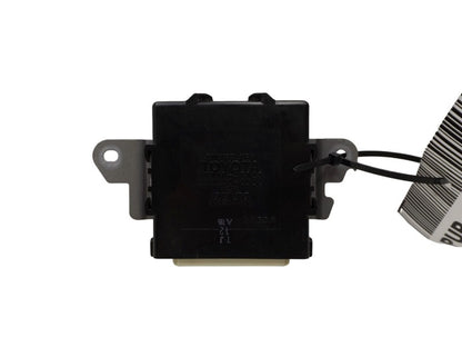 89990-47023 2004-2009 Toyota Prius Theft Locking Control Module Used OEM 89990-47023