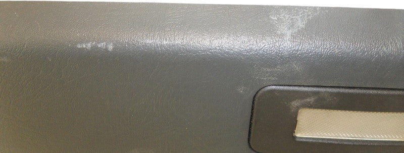 15729287 1998-2005 Chevrolet Blazer Interior Roof Trim W/ Dome Light Used OEM 15729284