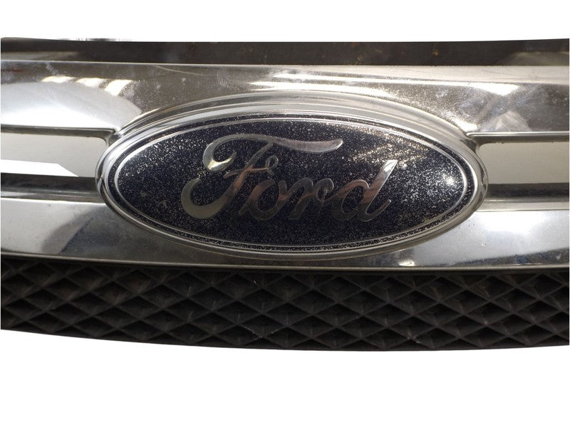 8S4Z8200BA 2008-2011 Ford Focus Front Upper Grille Used 8S4Z8200BA OEM