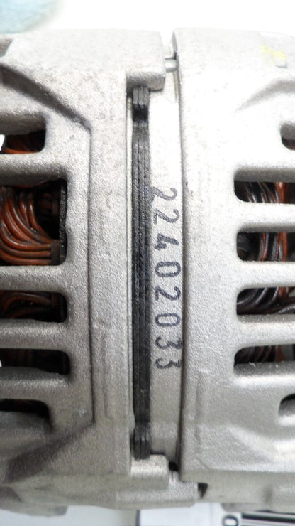 028903028D 2000-2001 Volkswagen Beetle Alternator 2.0L Used 028903028D OEM