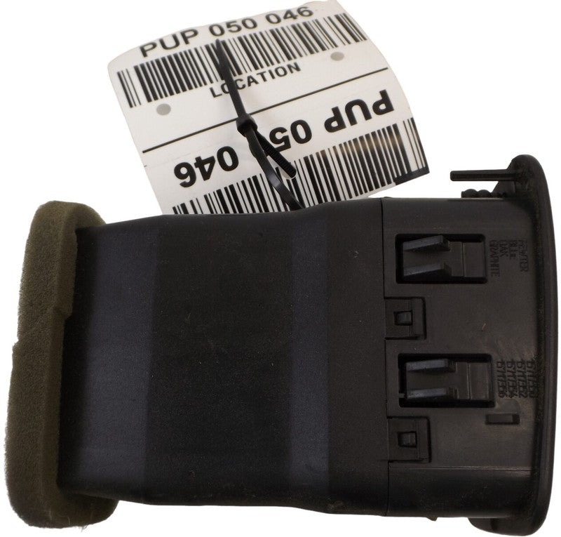 15169323 1999-2006 GMC Sierra 1500 Dashboard Air Vent Used OEM 15717356