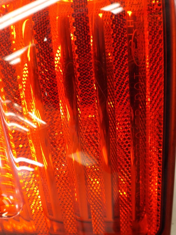 1L2X13B505B 2002-2005 Ford Explorer Passenger RL Tail Light Assembly Used 1L2Z13404AA OEM