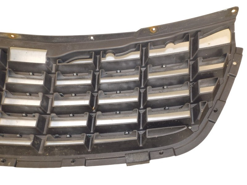 4857625AB 2004-2008 Chrysler Pacifica Front Grille Used OEM 04857626AA