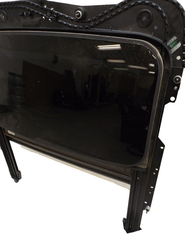 31299226 2010-2016 Volvo XC70 Sunroof Assembly Used OEM 31299226