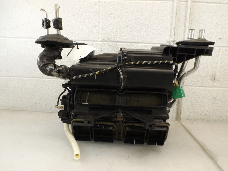 19130190 2004-2009 Cadillac SRX A/C Evaporator Core and Case Assembly Used OEM 19130190