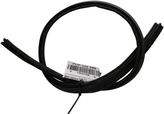 5L1Z1502824A 2003-2006 Ford Expedition Cowl Seal 5L1Z1502824A (TEAR SEE PHOTOS)