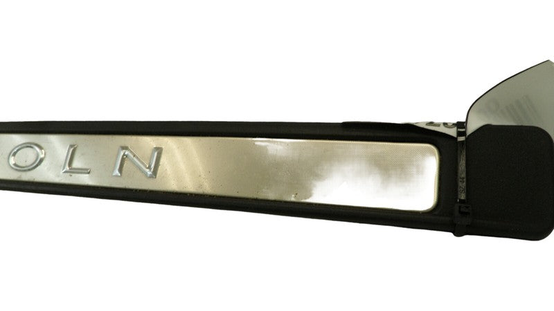 7W1J5413200AAW 2003-2011 Lincoln Town Car Passenger FR Door Sill Plate Used 3W1Z5413208AAB OEM
