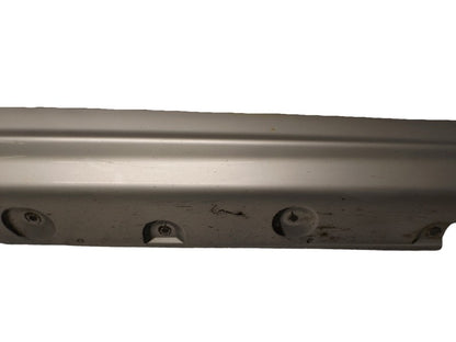 51712693225 2002-2006 BMW 325xi Passenger RH Rocker Panel Guard Used OEM 51712693225