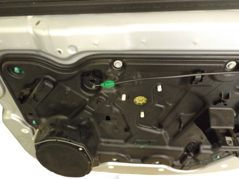 68040230AC 2009-2010 Dodge Journey Passenger FR Door Assembly Used OEM 68040230AC 