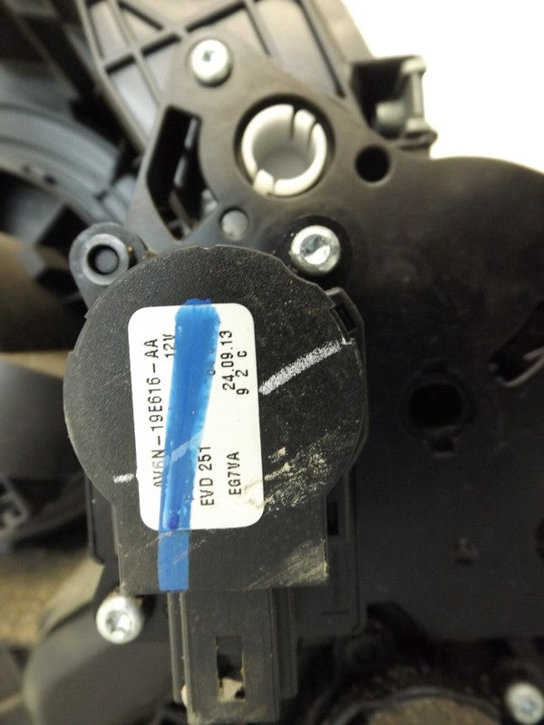 F1FZ19B555D 2012-2014 Ford Focus A/C Evap Core &amp; Case Assembly Used F1FZ19B555D OEM