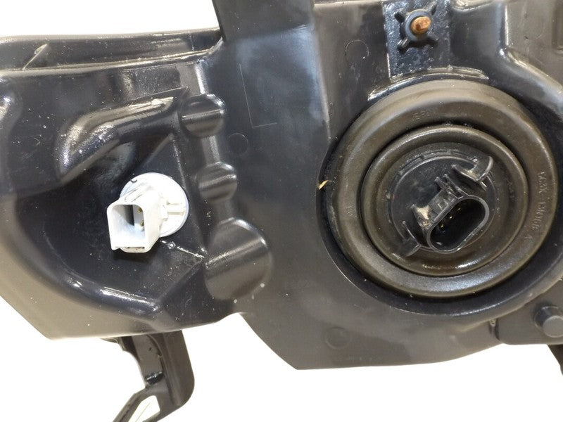 8L8Z13008A 2008-2012 Ford Escape Driver FL Headlight Used OEM 9L8413006A