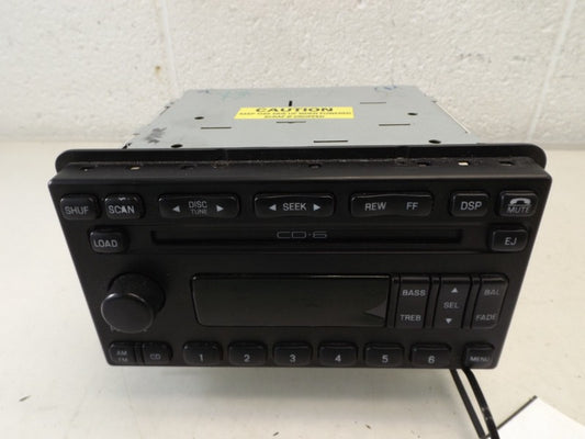 5L1Z18806CA 2003-2004 Ford Expedition Radio Control Unit 6 Disc Used 5L1Z18806CA OEM