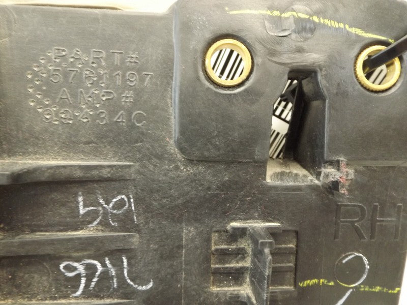 15761197 2000-2006 GMC Yukon Suburban Right Rear Interior Grab Bar 15761197 OEM USED