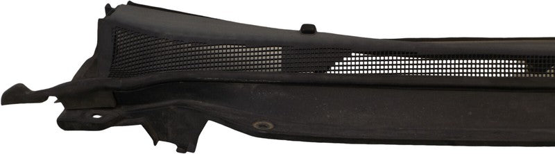 84057212 2010-2017 Chevrolet Equinox Windshield Wiper Cowl Cover Used OEM 20864530