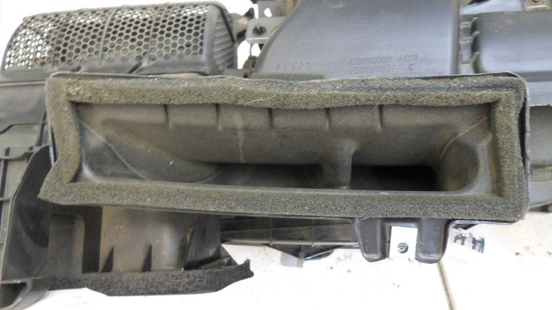 68031975AA 2008-2010 Dodge Grand Caravan Passenger RH HVAC Unit Case Used 68031975AA 