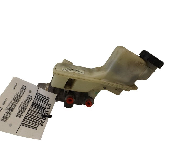 628215036 2006-2009 Ford Fusion Brake Master Cylinder Used 628215036 OEM