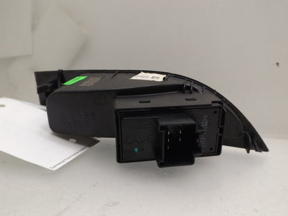 20987819 2013-2017 Buick Verano Passenger Rear Right Door Window Switch Used 20987819 OEM