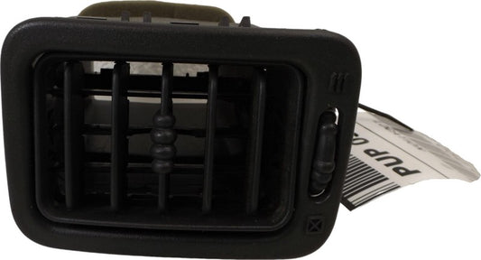 15169323 1999-2006 GMC Sierra 1500 Dashboard Air Vent Used OEM 15717356