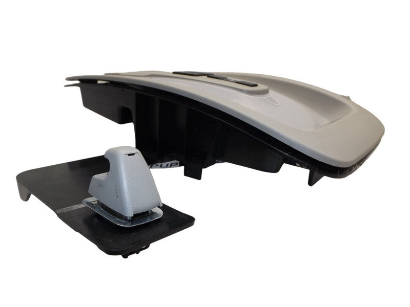 22780296 2010-2017 Chevrolet Equinox Dome Light Assembly Used OEM AKE17591