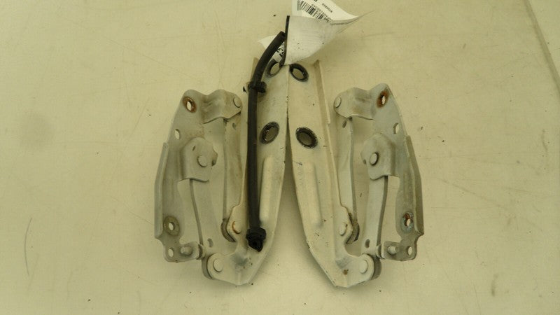 4673954AB 2008-2010 Dodge Grand Caravan Front Hood Hinge Set Used OEM 4673954AB