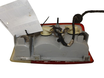 19179358 1998-2005 Chevrolet Blazer Passenger Rear RR Tail Light Used OEM 16518500A
