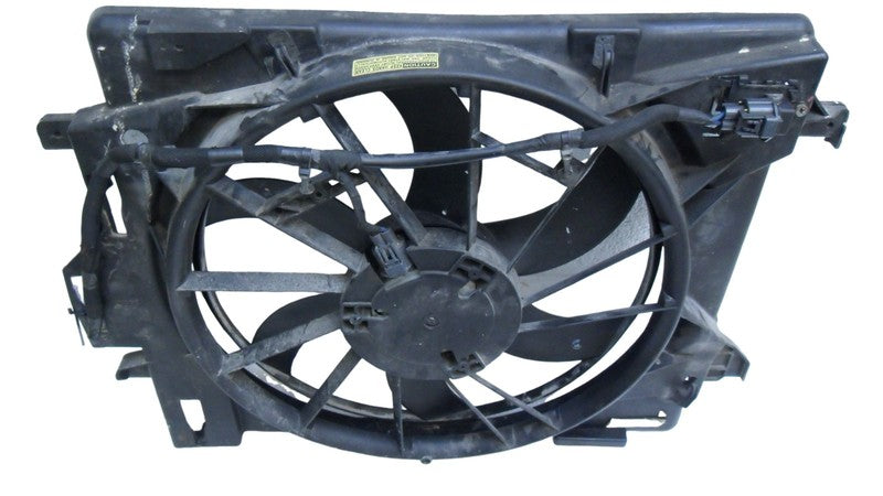 5058674AD 2013 Chrysler Town &amp; Country Engine Cooling Fan Assembly Used 5058674AD OEM