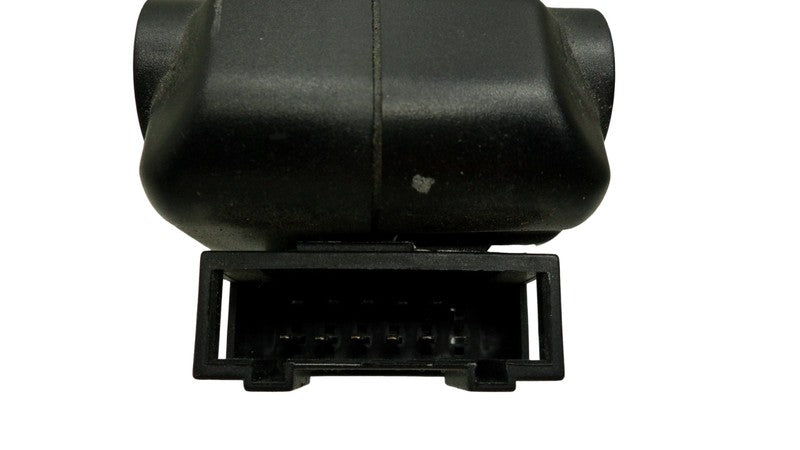 1K0035463D 2006-2009 Volkswagen Rabbit Driver FL Radio Amplifier Used 1K0035463D OEM