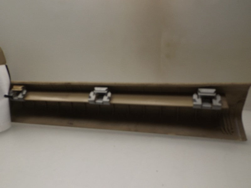 6E535413201AJ 2006-2009 Ford Fusion Driver FL Door Sill Plate Used 6E535413201AJ OEM