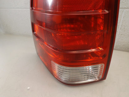 2L1Z13404AB 2003-2006 Ford Expedition Driver FL Tail Light Assembly Used 2L1Z13404AB OEM
