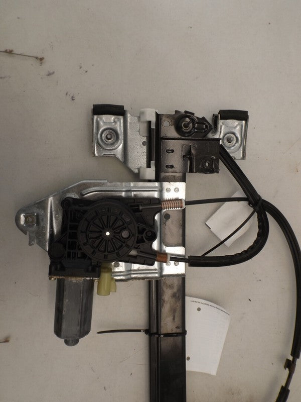19301978 1998-2005 Oldsmobile Bravada Passenger Rear RR Window Regulator Used OEM 