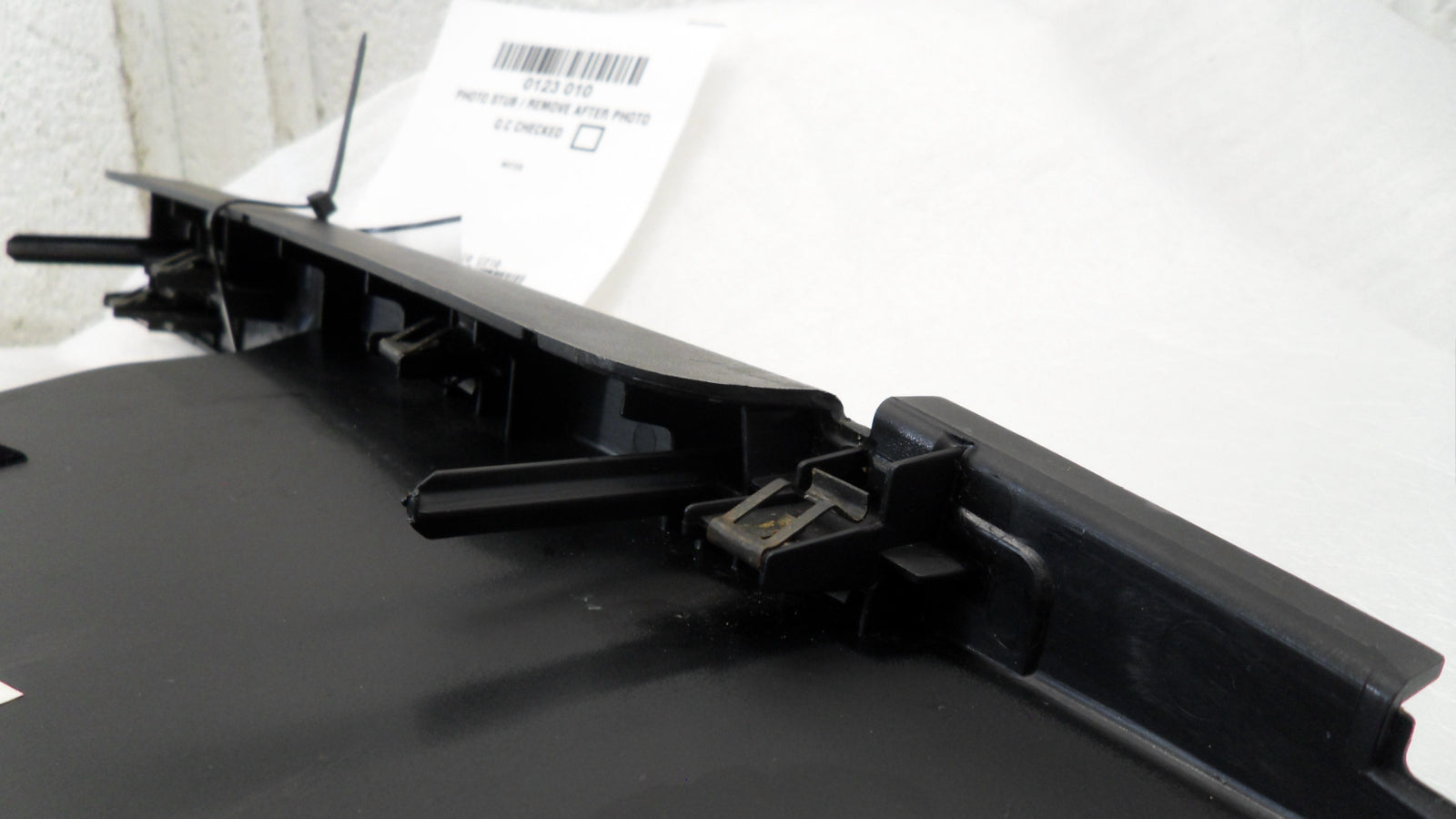 7R3363O45G48A 2005-2009 Ford Mustang FR Instrument Trim Panel Used 7R3363O45G48A OEM