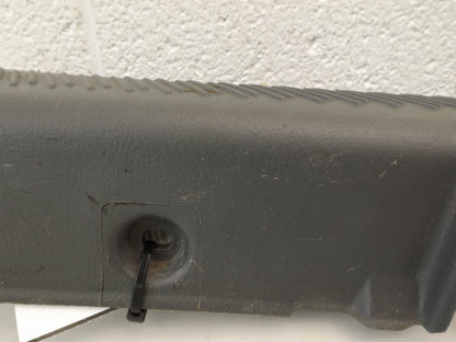 8588126000 2003-2004 Santa Fe Passenger Front Right Door Sill Plate Used 8588126000