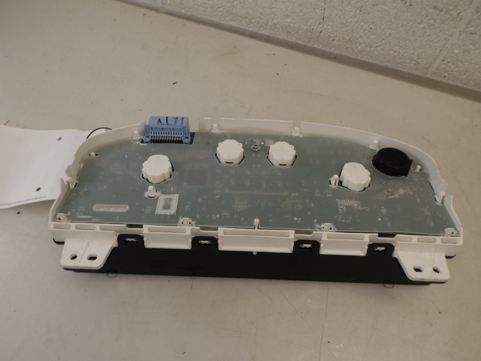 BL8Z10849CB 2009 Ford Escape Instrument Cluster 3.0L Used BL8Z10849CB OEM