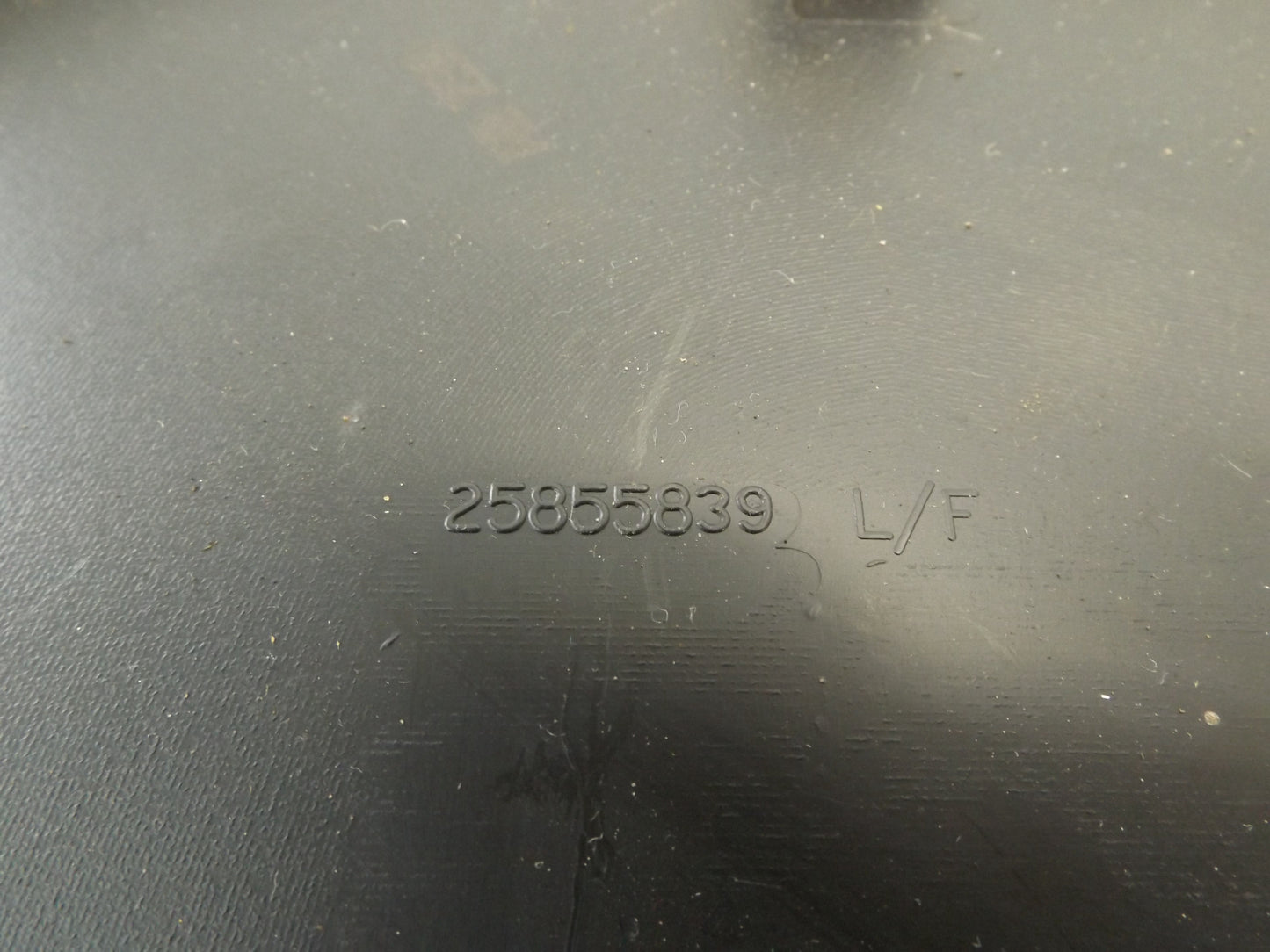 25855839 2008-09 Chevrolet Silverado FR Instrument Panel Side Cover Used 25855839 OEM