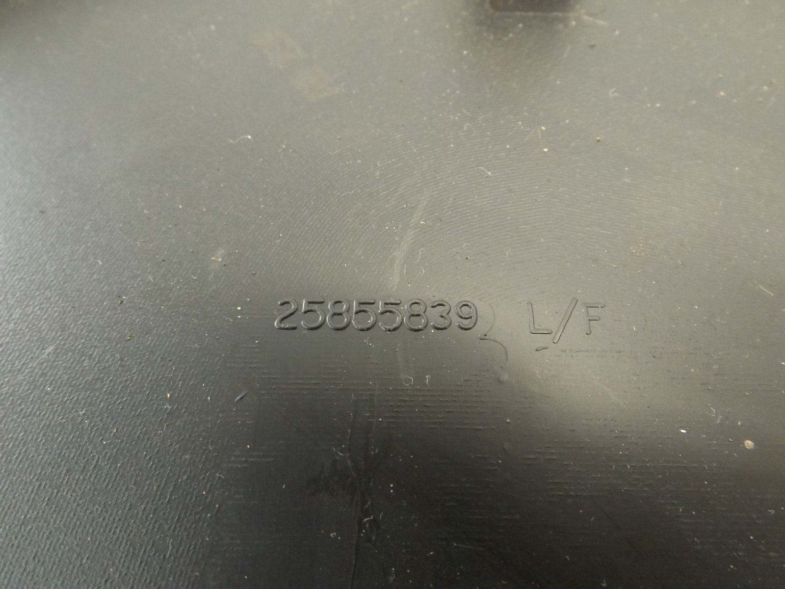 25855839 2008-09 Chevrolet Silverado FR Instrument Panel Side Cover Used 25855839 OEM