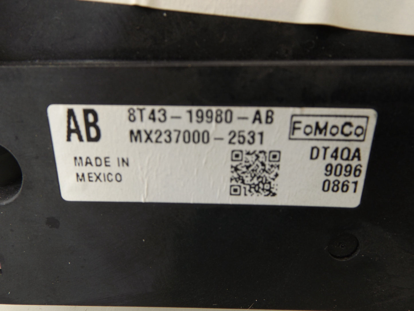 8T4319980AB 2007-2010 Ford Edge HVAC Temperature Control Panel Used 8T4319980AB OEM