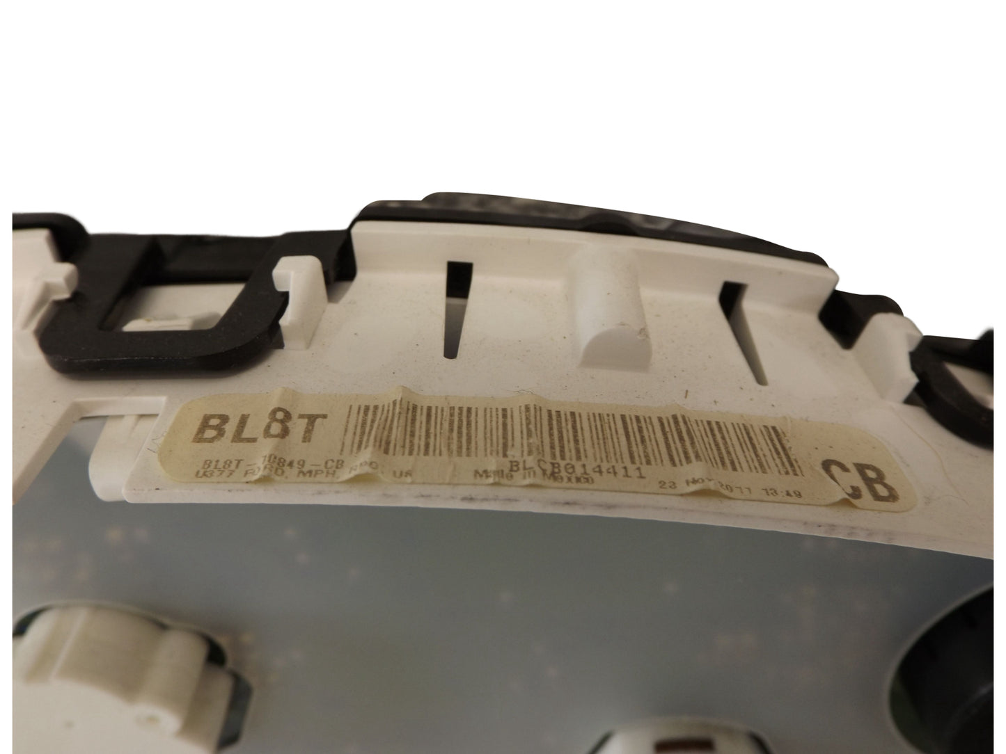 BL8Z10849CB 2012 ONLY Ford Escape Instrument Cluster (Cracked Lens) Used BL8Z10849CB OEM