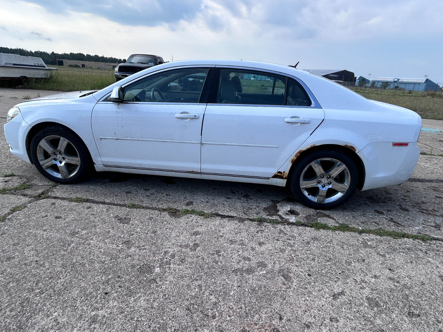 22711010 08-12 Chevrolet Malibu Windshield Wiper Motor W/ Transmission Used 22711010 OEM