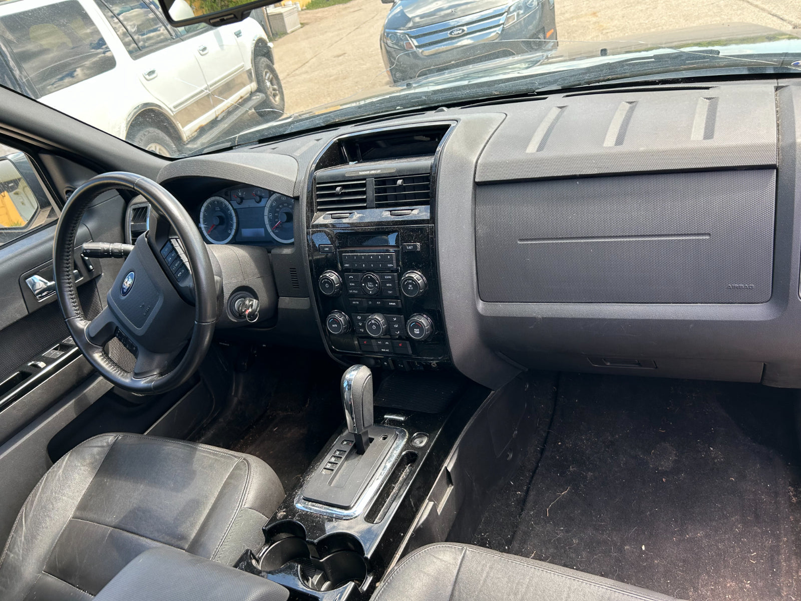 8L8Z7827407AB 2008-2012 Ford Escape Driver RL Door Interior Trim Panel Used 8L8Z7827407AB OEM
