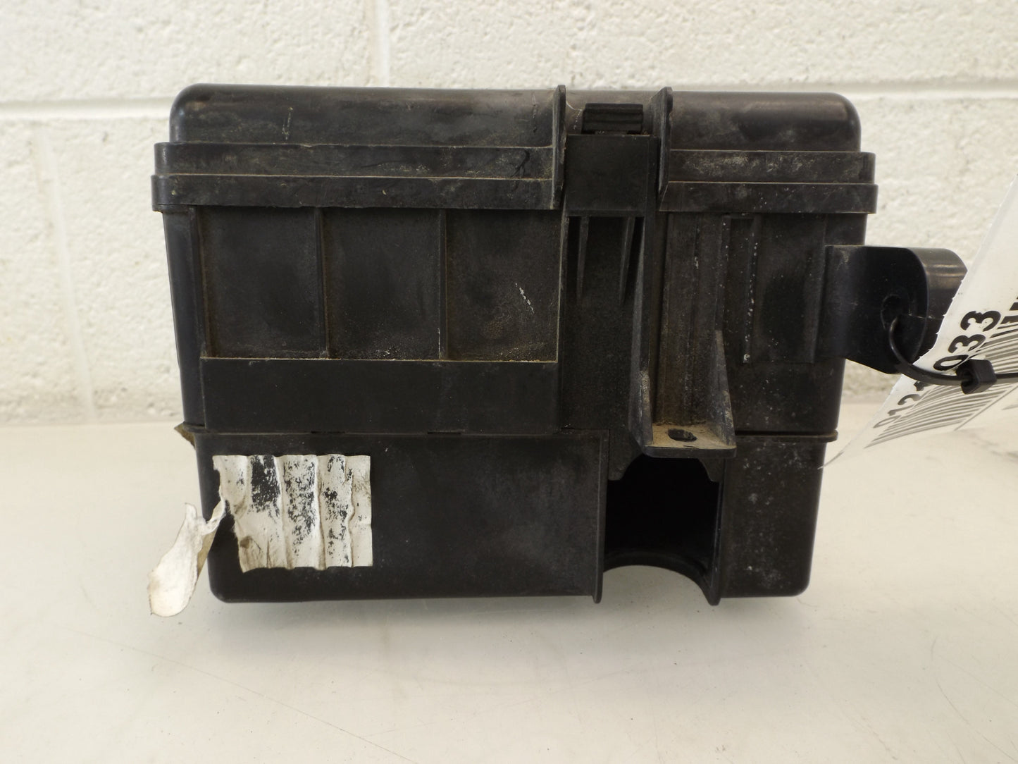 9121326003 2001-2006 Hyundai Santa Fe Fuse Box w/ Cover 2.7L Used 9121326003 OEM