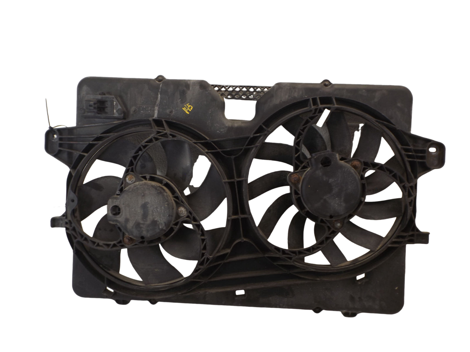 8L8Z8C607A 2008-2012 Ford Escape Engine Cooling Fan Assembly 2.5L /2.3L Used 8L8Z8C607A OEM