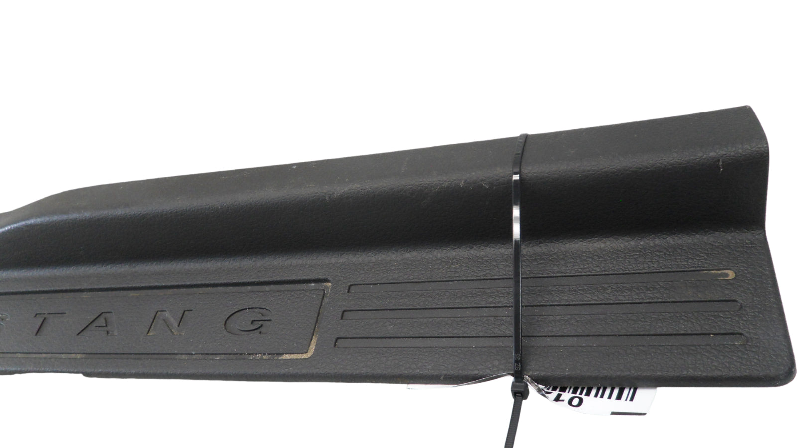 4R336313201BMW 2005-2009 Ford Mustang Driver FL Door Sill Plate Used 4R336313201BMW OEM