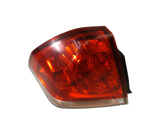 25971597 06-16 Chevrolet Impala RL Tail Light Assembly (Has Scratching) Used 25971597 OEM